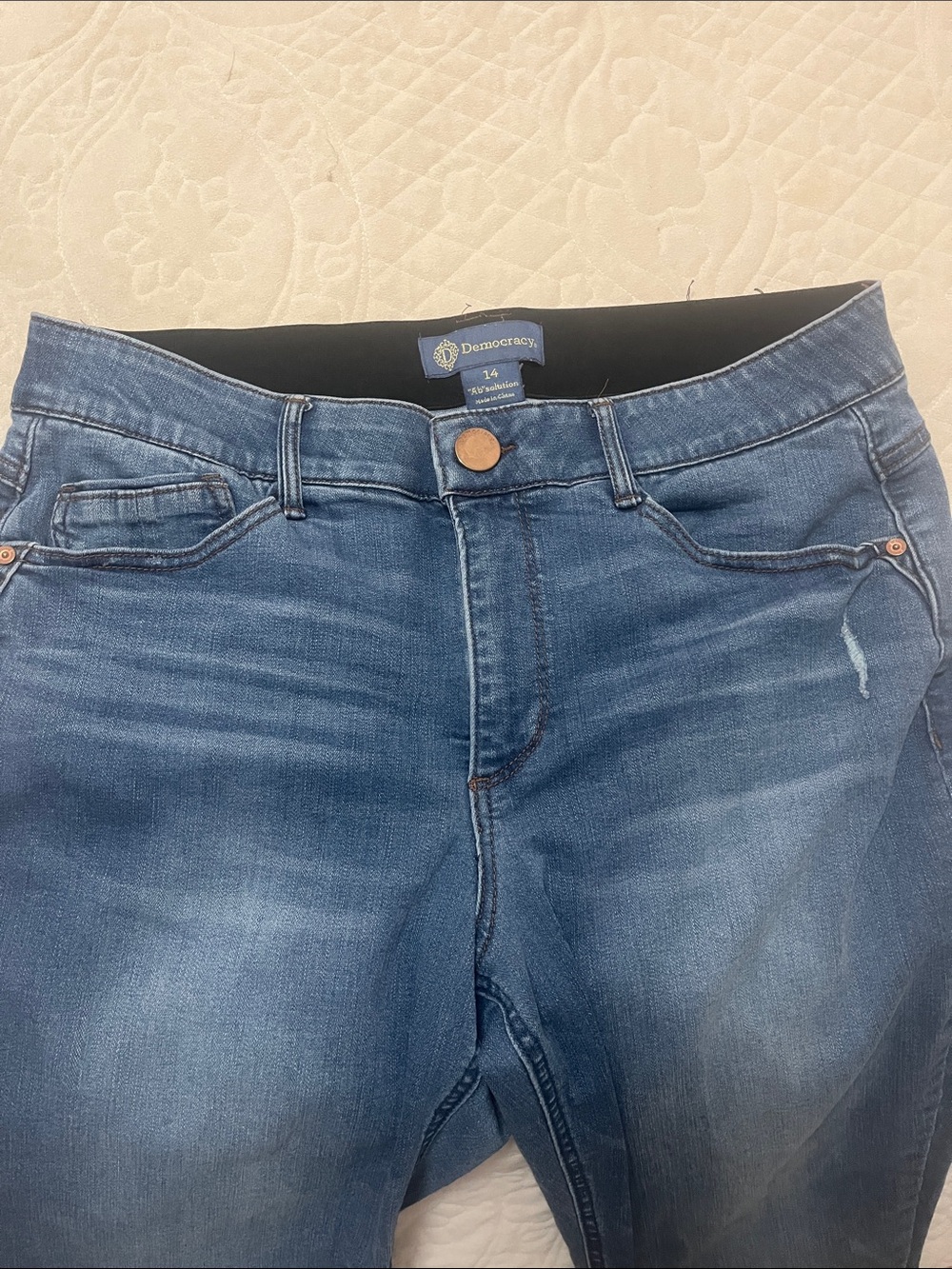 Democracy Medium Blue Stretch Jeggings with Subtle Fading